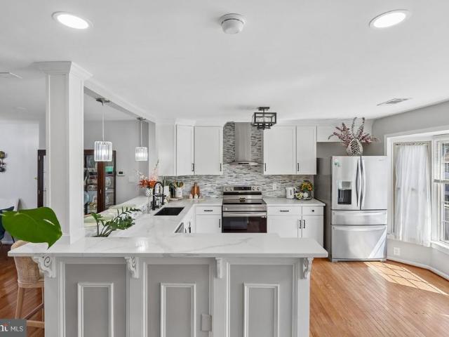 7424 Emerald Drive