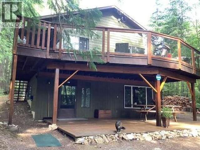 7429 Sunnybrae Canoe Point Road Unit# 22, Tappen, BC, V0E 2X1 house for sale | Listing ID 10384 | Royal LePage