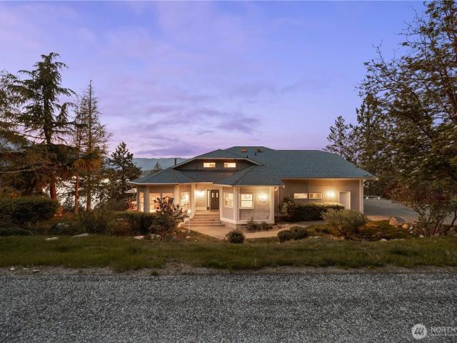7420 Navarre Drive
