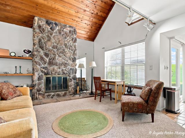 742 Glen Way # 742