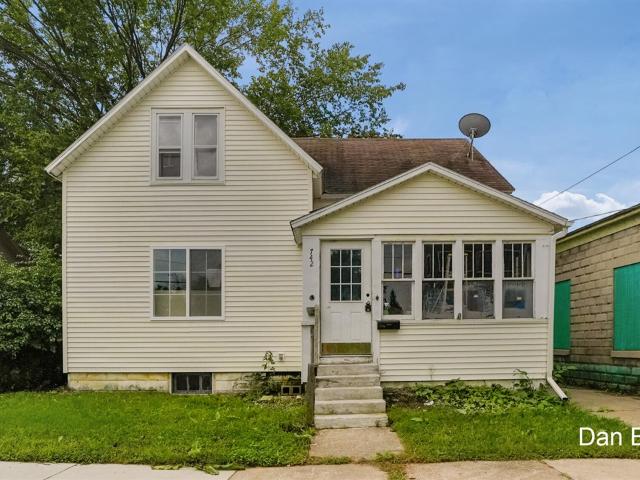 742 Myrtle Street