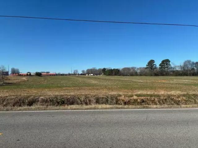 7434 HIGHWAY 43, FLORENCE, AL 35634