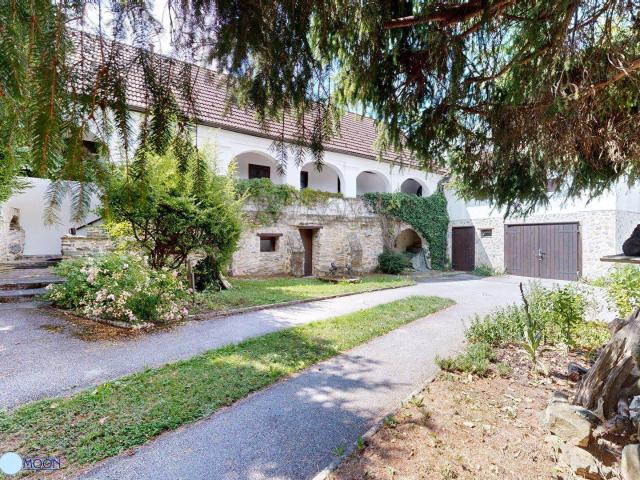 7435 Unterkohlstätten, Bauernhaus im burgenländischen Baustil, 2.146m² Grundstück mit Obstbäumen, 140m² Wohnfläche, Kellergewölbe mit Weinkeller, Garage, Werkstatt, Kaufpreis € 219.000
