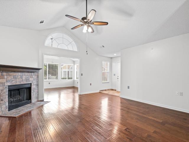7436 appling club cir