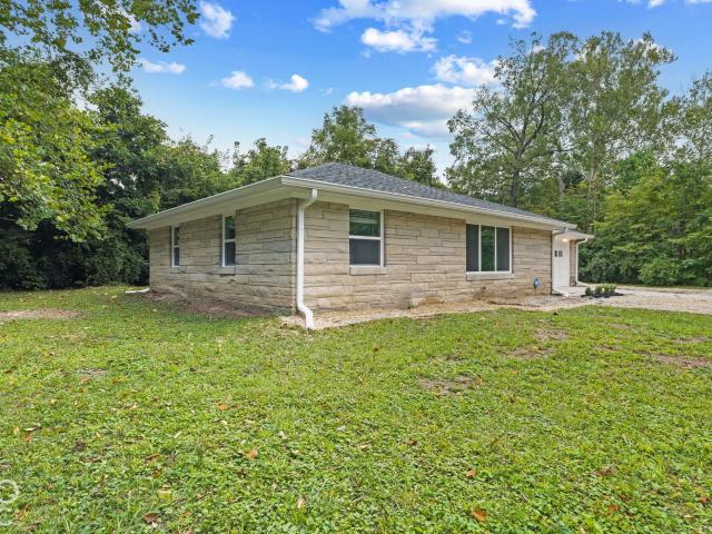 7437 S County Road 750 E