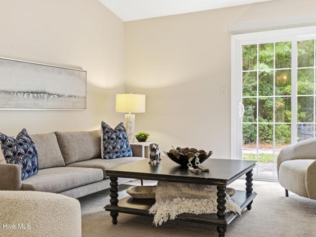 7432 Thais Trail
