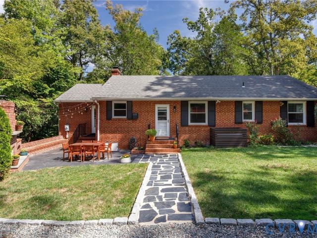 7433 Cherokee Road