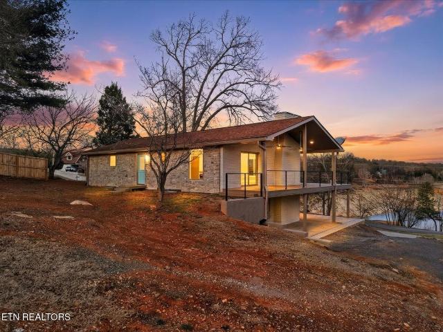 743 Garrett Rd