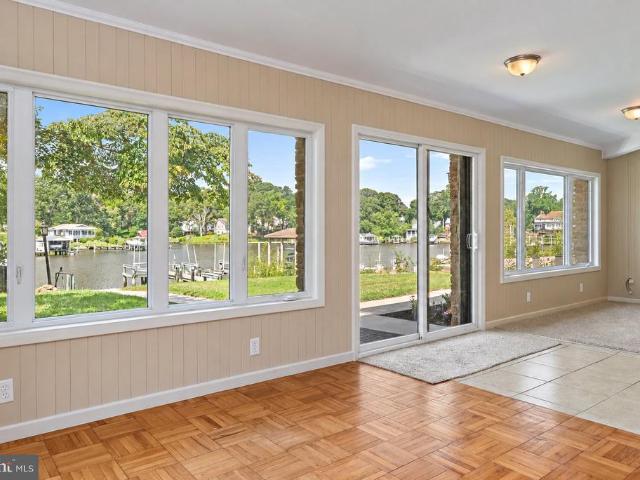 744 A Oak Grove Circle
