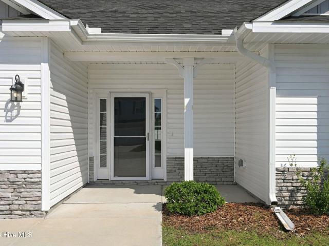 744 Greenwich Place