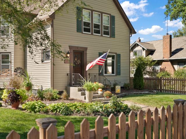 744 S 2nd Street