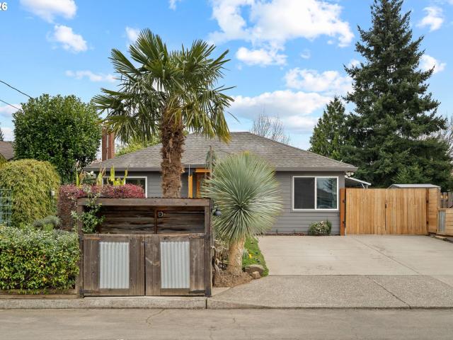 7452 SE 49TH AVE