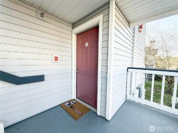 7453 Newcastle Golf Club Rd, Unit K201, Newcastle, WA 98059 | MLS #2467