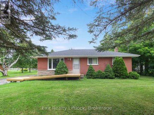 745 Baltic Drive, Selwyn, ON, K9L 1L8 house for sale | Listing ID X13656 | Royal LePage