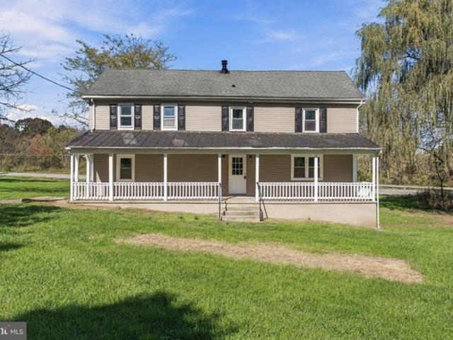 745 E Tolna Rd, Shrewsbury, PA 17361