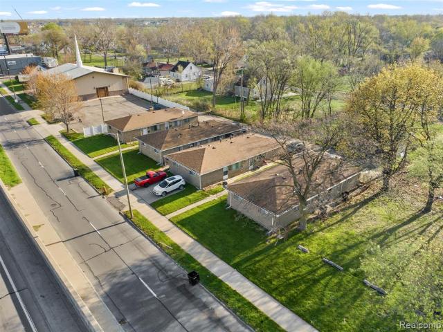 7464/7 Southfield Road