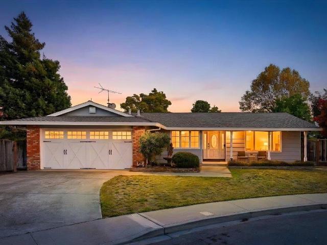 7468 Muirwood Court