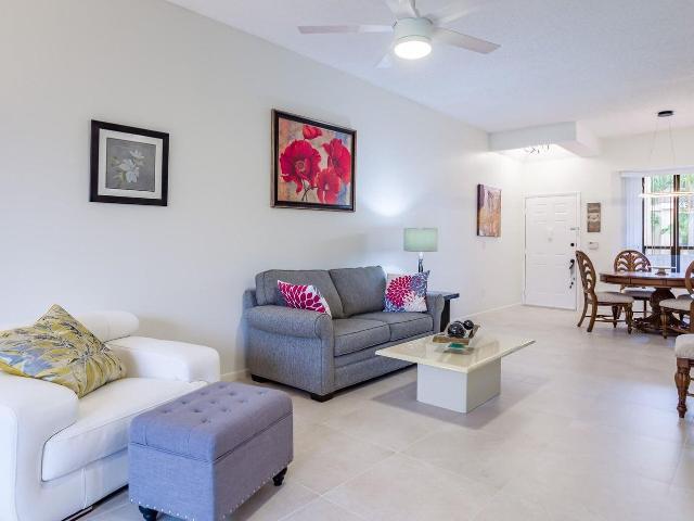 7460 La Paz Boulevard Unit 208 Boca Raton, US, FL
