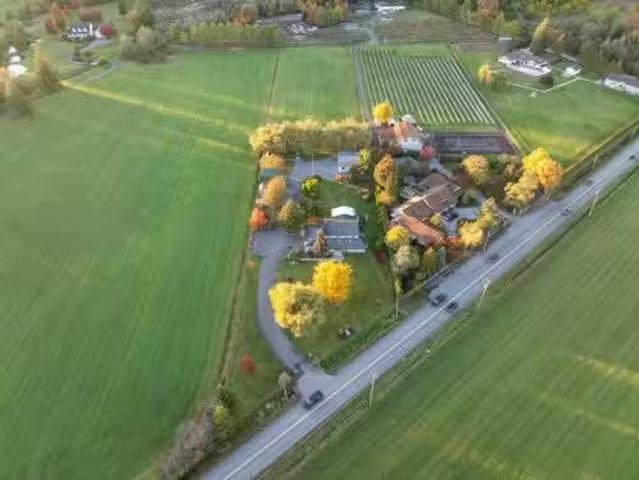 7463 216 Street, Langley, BC, V2Y 2S4 house for sale Listin.