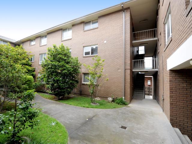 7/46 Elphin Grove, Hawthorn