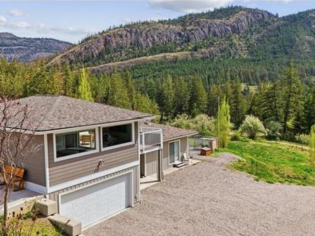 746 Mcmurray Road, Kaleden, BC, V0H 1K0 Luxury House for sale | Listing ID 10400 | Royal LePage Carriage Trade Luxury Properties