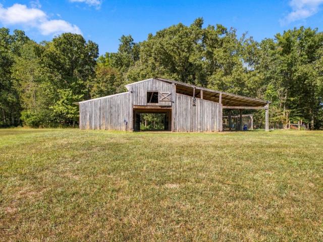 746 Nubia Rd