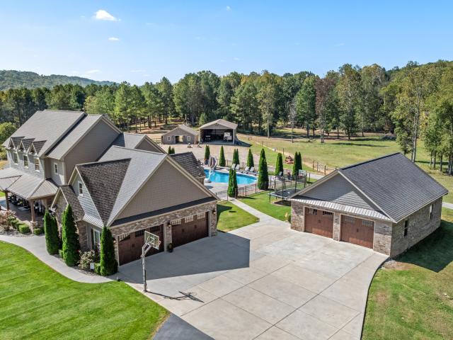 7475 Pine Grove Providence Rd