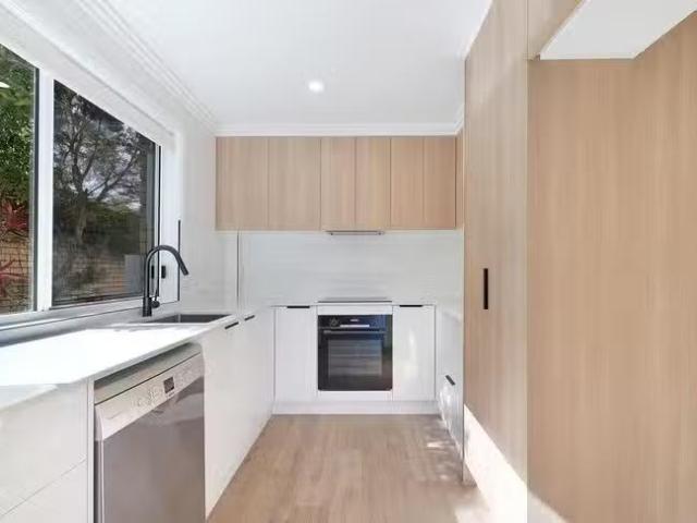7/47 Duet Drive, Mermaid Waters, QLD 4218