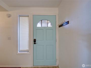 747 SE Bayshore Drive # 202