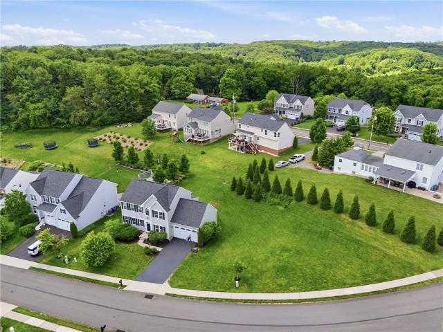 747 Packsaddle Trl