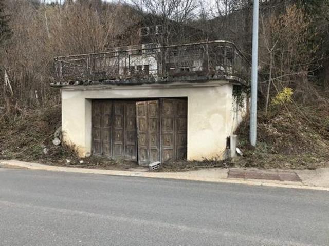 74800 ARACHES LA FRASSE Chalet de 577 m2 sur parcelle d'environ 14 ares A SAISIR DE SUITE !