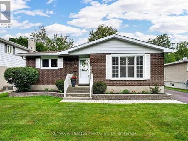 748 Montcalm Court, Cornwall, ON, K6H 6C3 house for sale | Listing ID X13628 | Royal LePage
