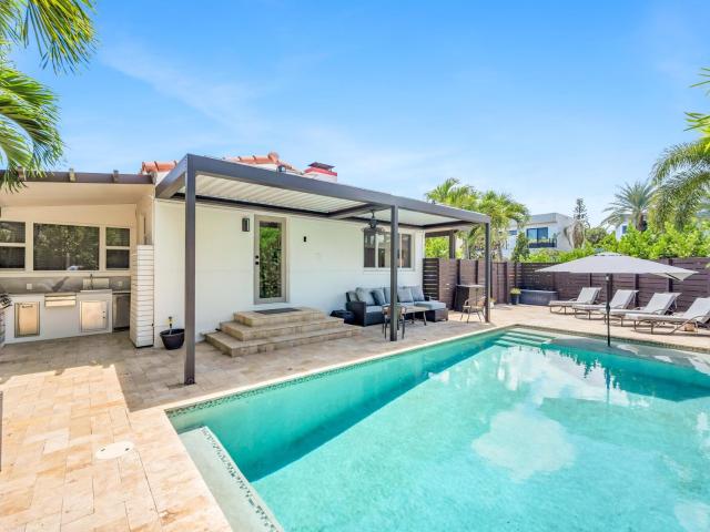 748 NE 17th Way, Fort Lauderdale, US, FL