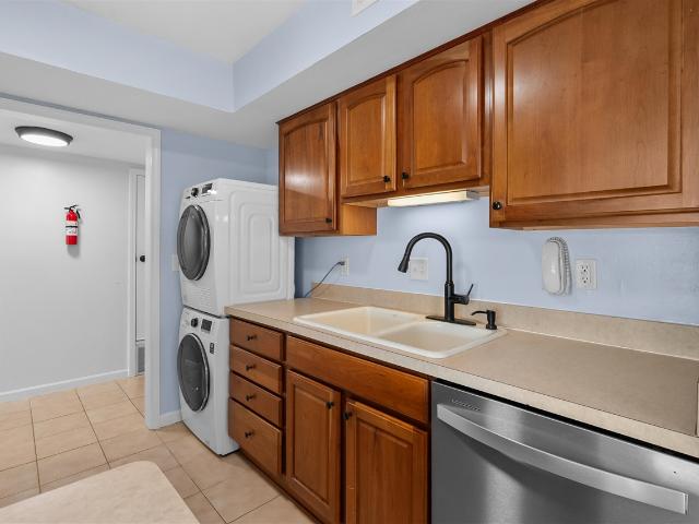748 W Kilgore Road # 303