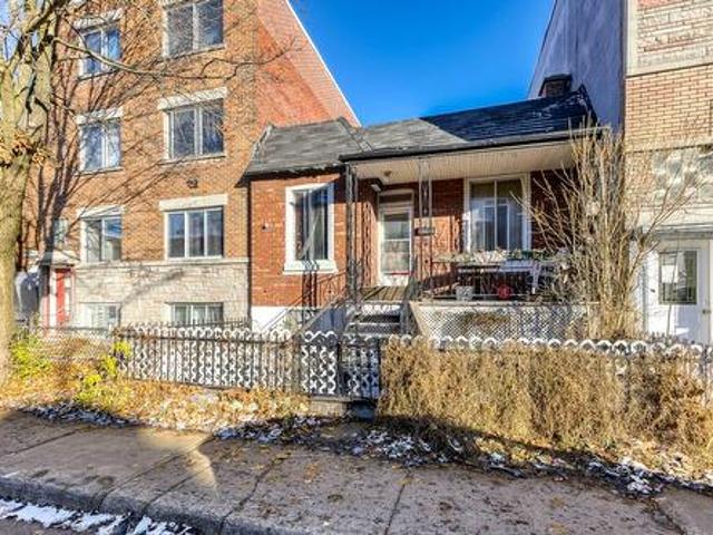 7497 Av. D'Outremont, Montréal Villeray/Saint Michel/Parc Extension, QC, H3N 2L7 house for sale | Listing ID 9526 | Royal LePage