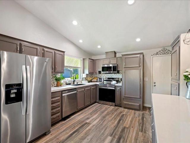 74986 Conestoga Drive