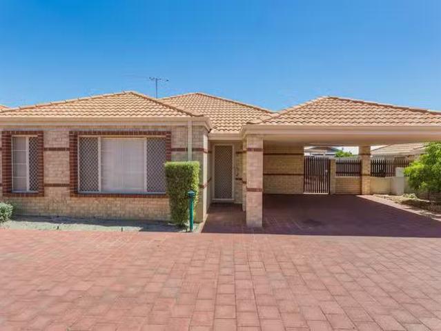 7/4 6 Beverley Road, Cloverdale, WA 6105