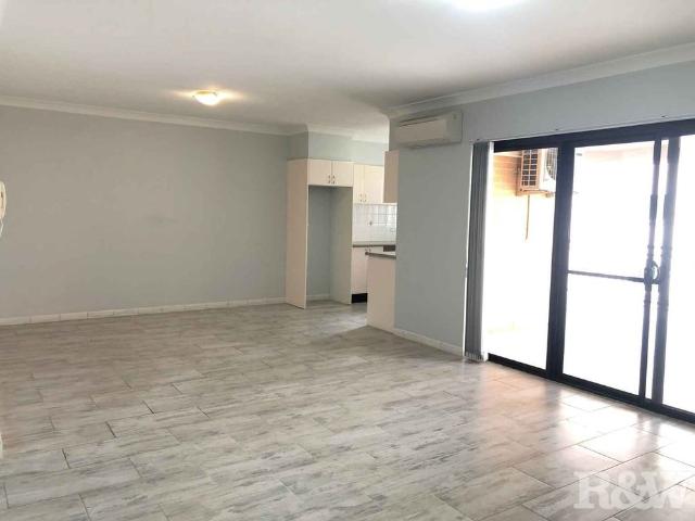 7/4 6 Clifton Street Blacktown