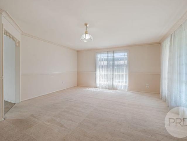 74 Travers Street, Wagga Wagga