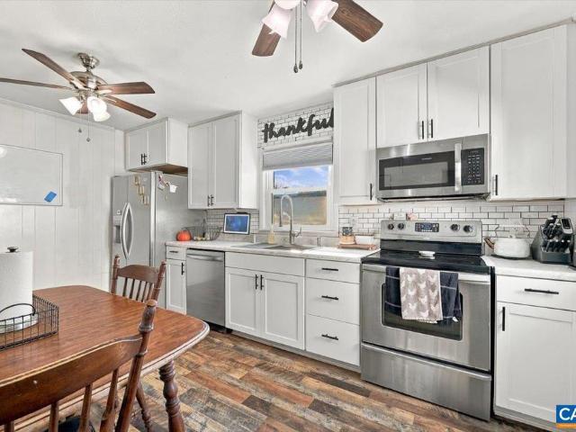 74 Valley View Dr
