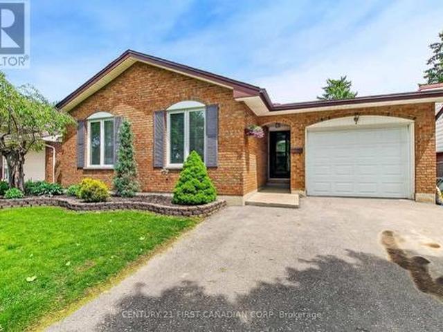 74 Winding Way Crescent, London North F, ON, N6G 3G2 house for sale | Listing ID X13666 | Royal LePage