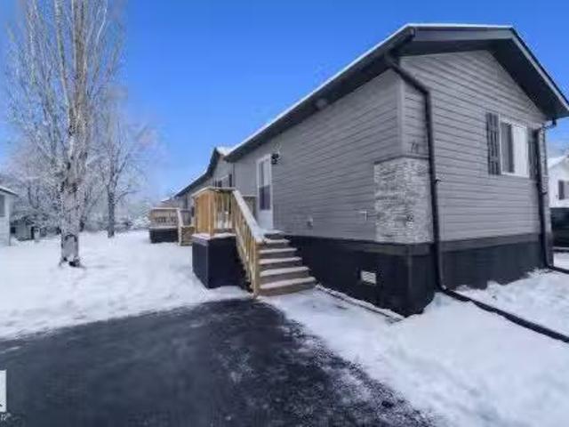 74 Willow Park Estates, Leduc, AB, T9E 5R5 house for sale L.