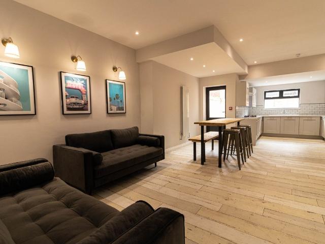 74 Woodcroft Road, Liverpool L15, 8 bed property to rent, £637 pppm | PrimeLocation