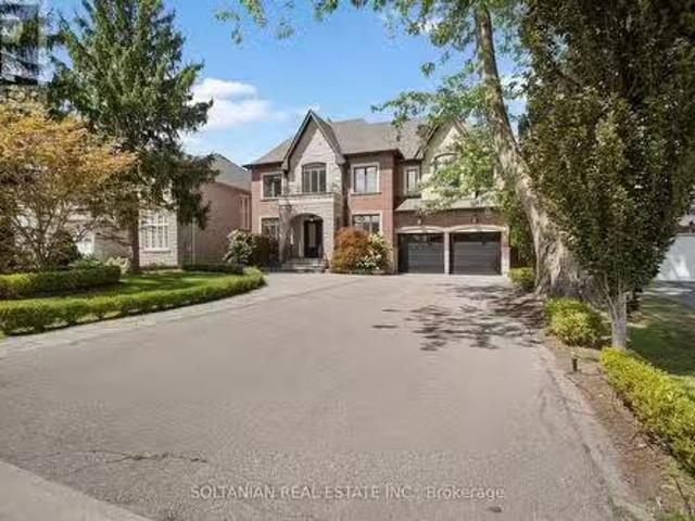 74 Yongehurst Road, Richmond Hill, ON, L4C 3T2 house for sal.