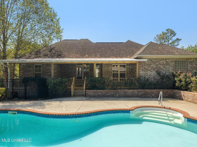 74 Bellepointe Circle