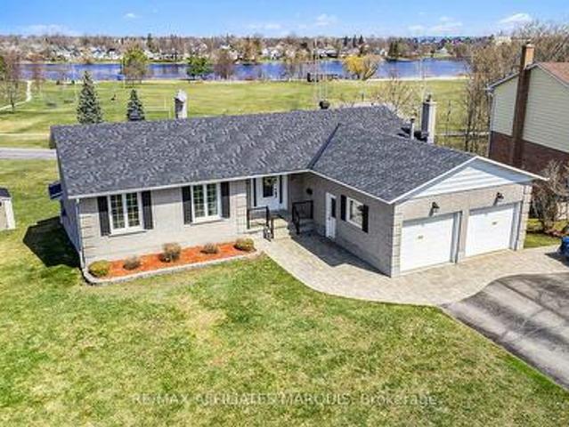 74 Colonel By Crescent, Smiths Falls, ON, K7A 5B6 house for sale | Listing ID X12897 | Royal LePage
