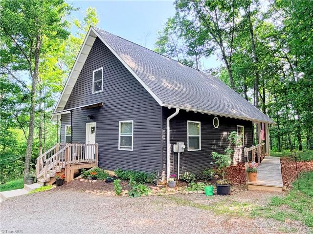 74 Forest Lane