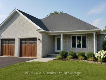 Oxford, Ontario - Patio, Garden, Fireplace