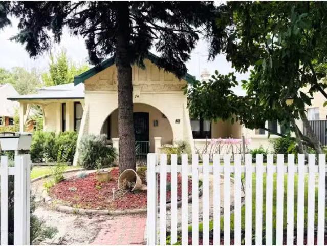 74 Kite Street, Orange House for rent Listed by Jane Cook of.
