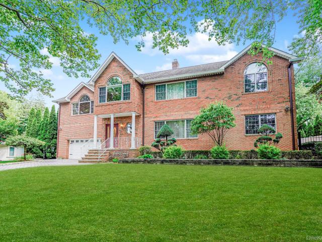 74 Longfellow Avenue